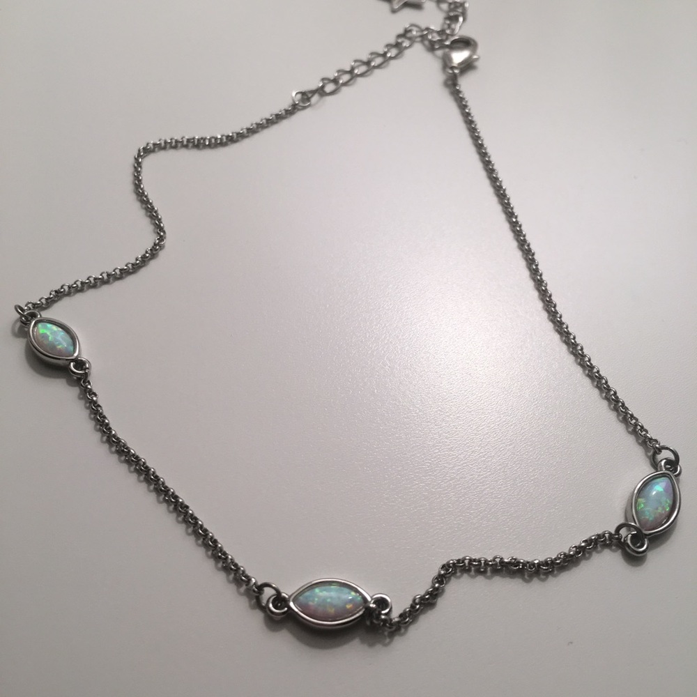 Beautiful choker!